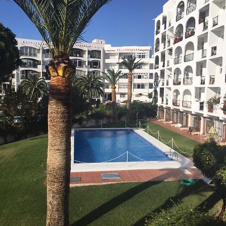 Edificio Verdemar - Stunning 1 Bed Apartment With Pool & Sea Views Нерха Екстериор снимка