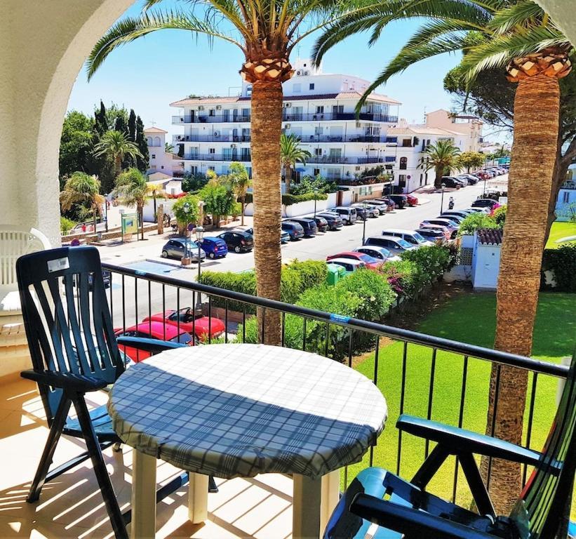 Edificio Verdemar - Stunning 1 Bed Apartment With Pool & Sea Views Нерха Екстериор снимка