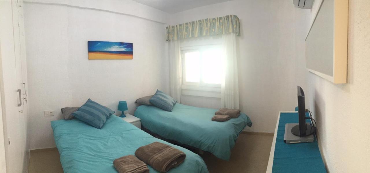Edificio Verdemar - Stunning 1 Bed Apartment With Pool & Sea Views Нерха Екстериор снимка